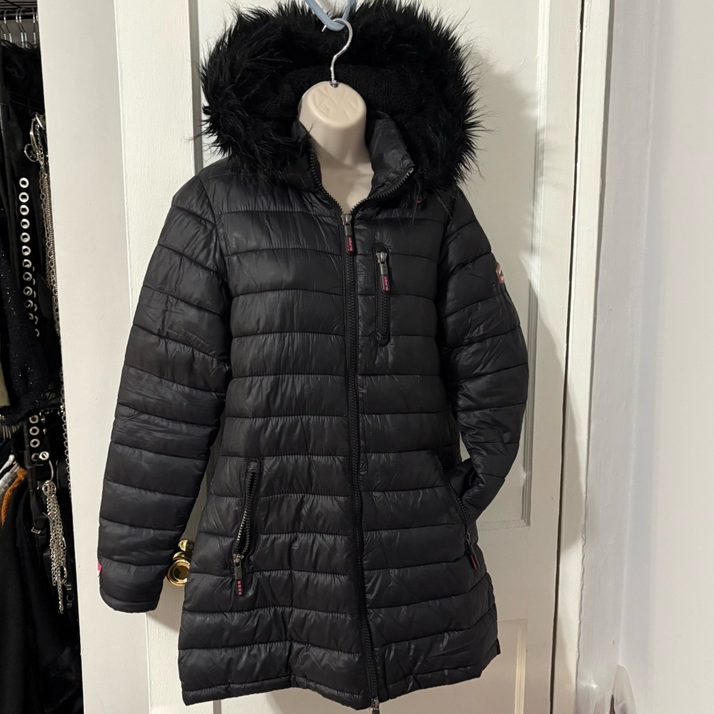 Superdry Black Puffer Jacket with Faux Fur on Hood slightly longer length